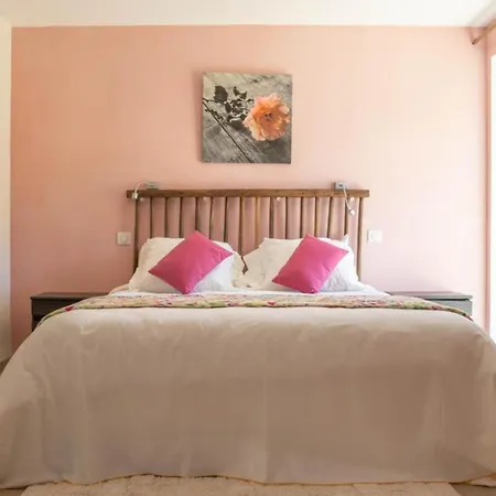Spacieuse Avec Piscine Privee A 350 M² Et Sur Demande Villa Le Vigan (Lot)