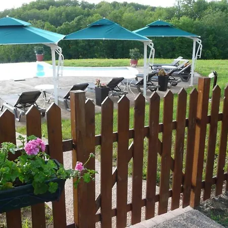 Spacieuse Avec Piscine Privee A 350 M² Et Sur Demande Villa