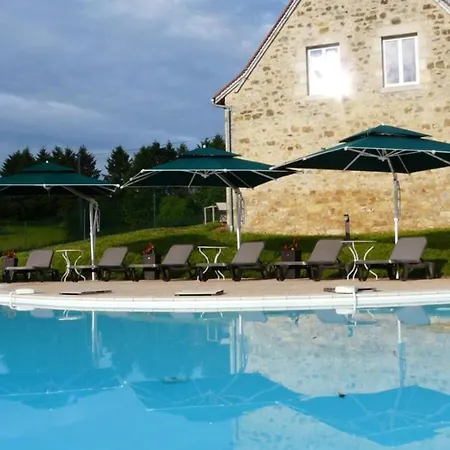 Spacieuse Avec Piscine Privee A 350 M² Et Sur Demande Villa Le Vigan (Lot)